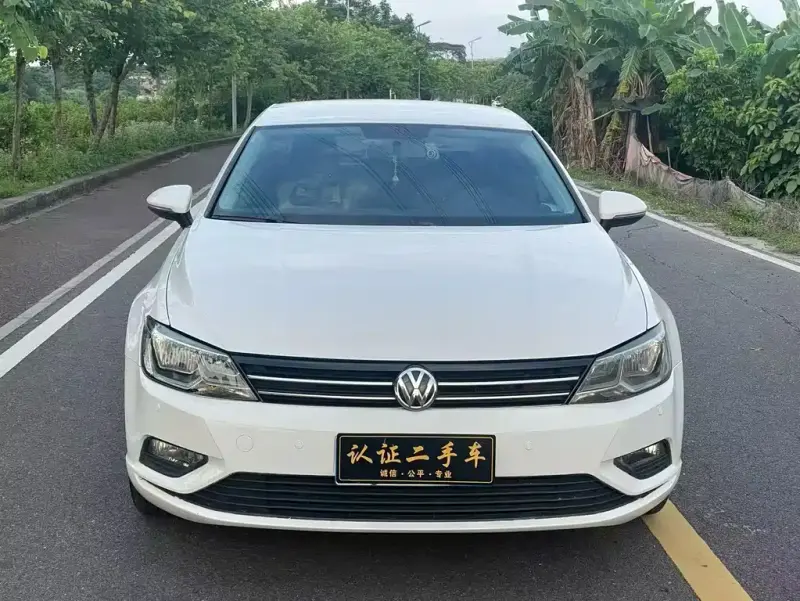 Volkswagen Lamando, 2015