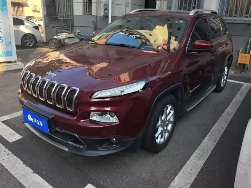 Jeep Cherokee, 2016