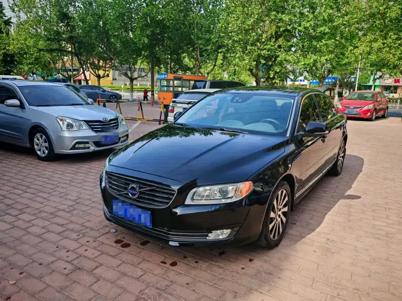 Volvo S80L, 2015
