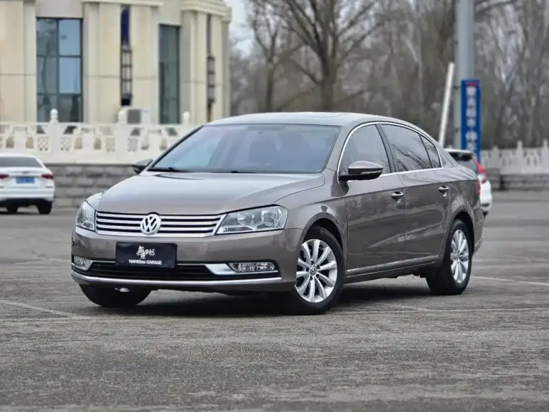Volkswagen Magotan, 2015