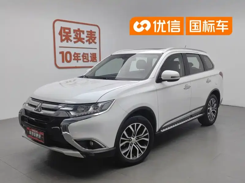 Mitsubishi Outlander, 2017