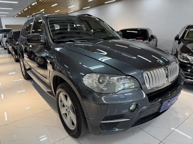 BMW X5 (Import), 2012