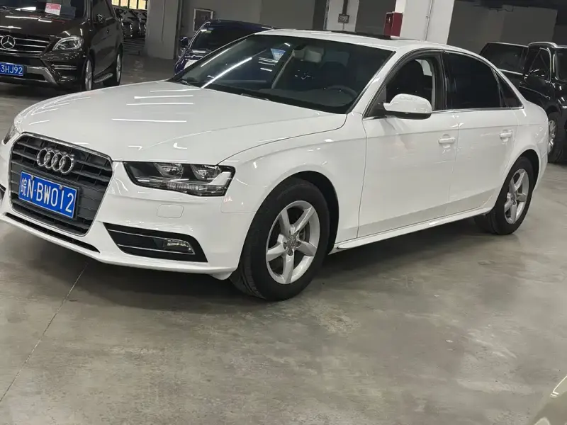 Audi A4L, 2014