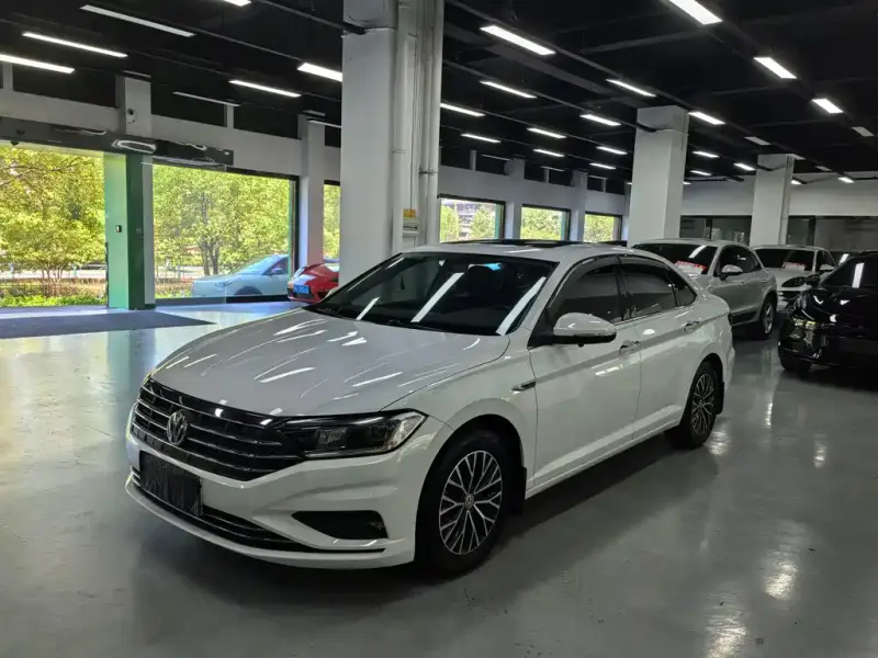Volkswagen Sagitar, 2020