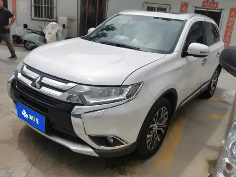 Mitsubishi Outlander, 2017