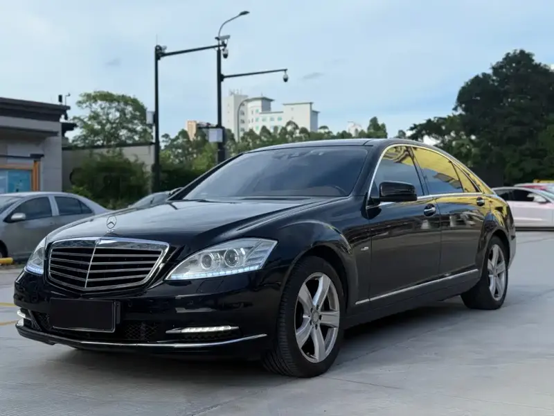 Mercedes-Benz S-Class, 2010