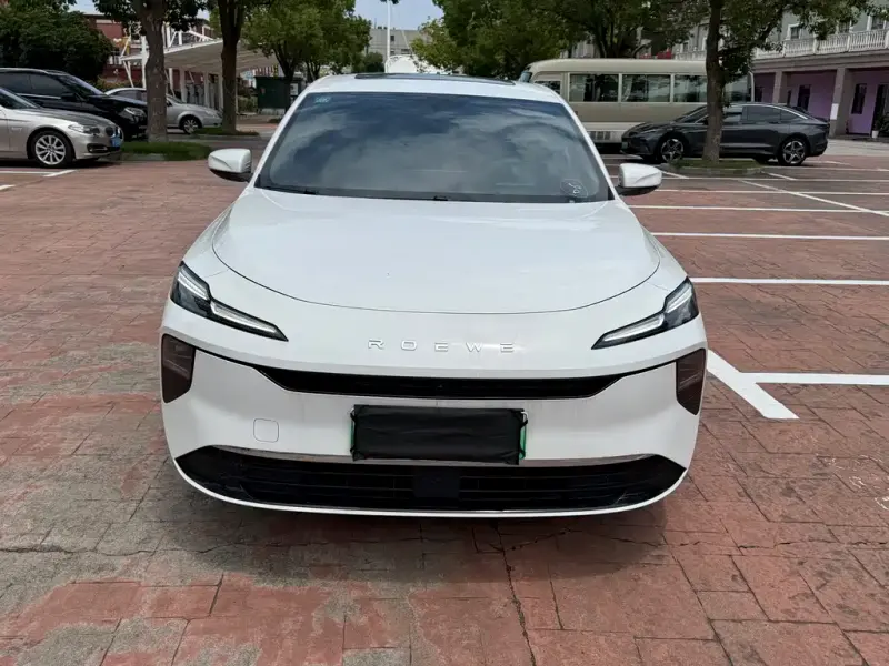 Roewe D6, 2025