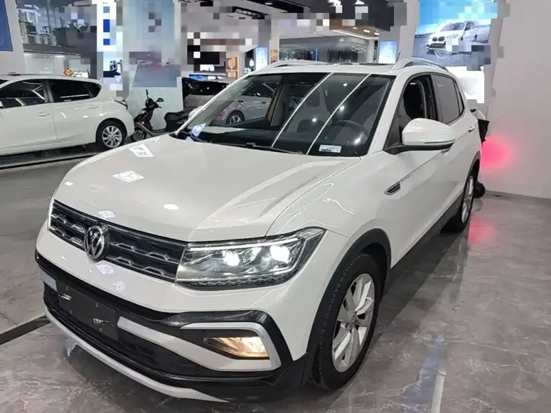 Volkswagen T-Cross, 2020