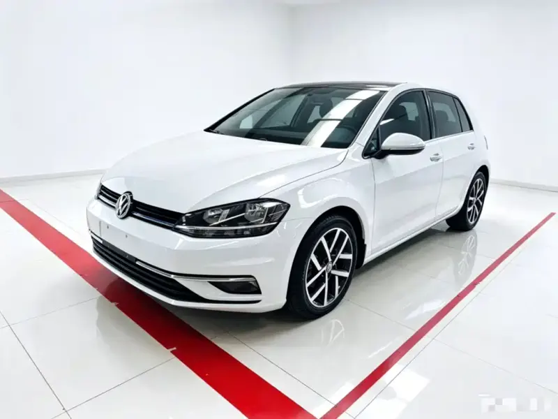 Volkswagen Golf, 2020