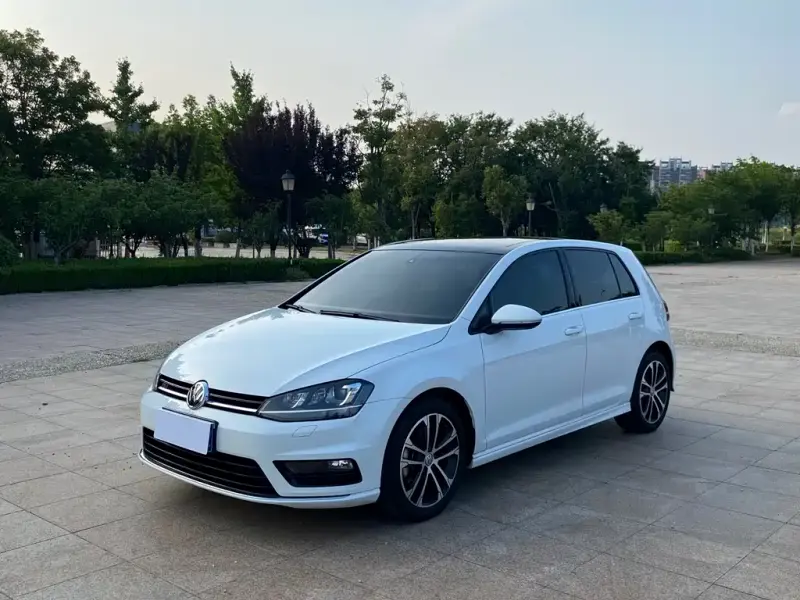 Volkswagen Golf, 2016