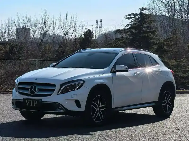 Mercedes-Benz GLA, 2016