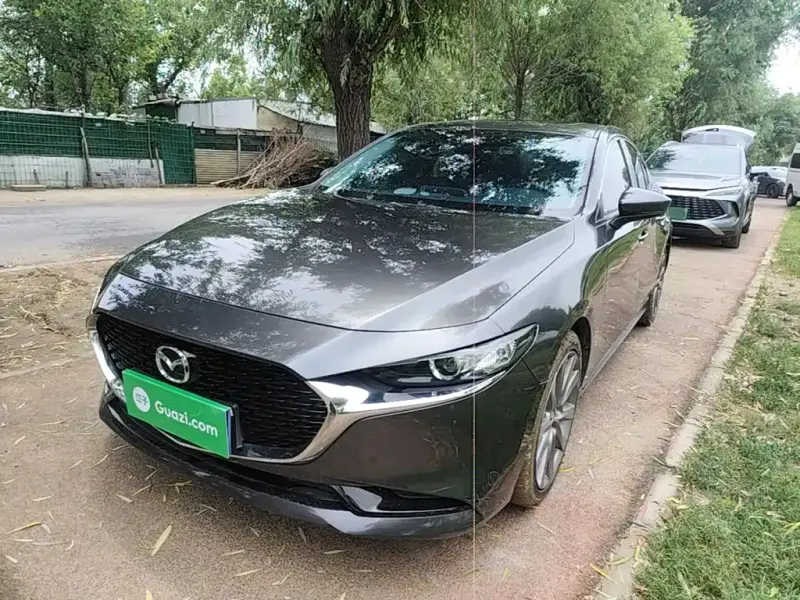 Mazda 3 Axela, 2020