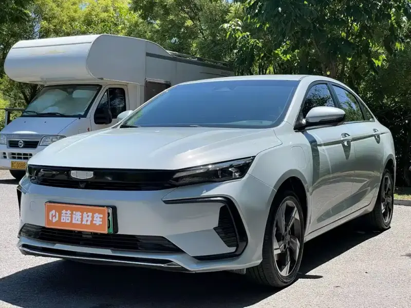 Geely L HiP, 2024
