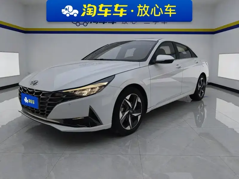 Hyundai Elantra, 2021
