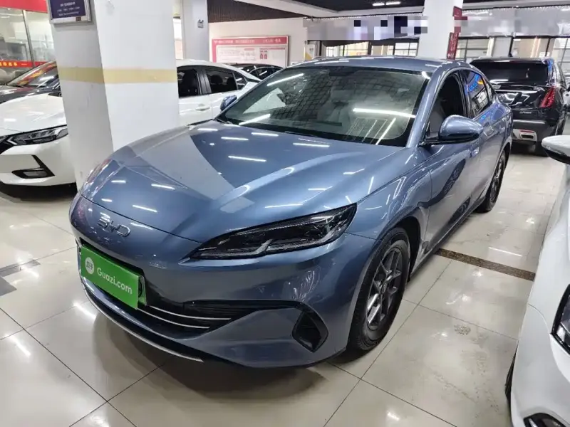BYD 06, 2025