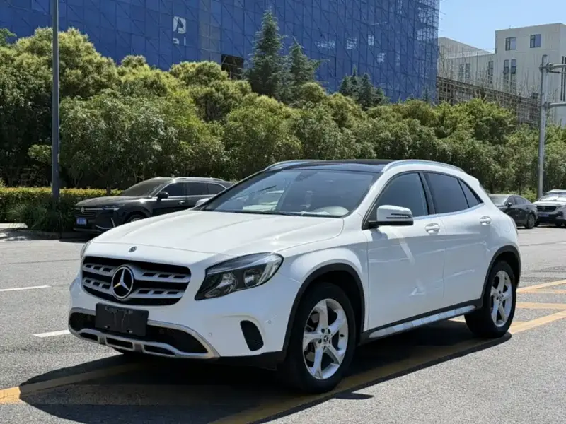 Mercedes-Benz GLA, 2018