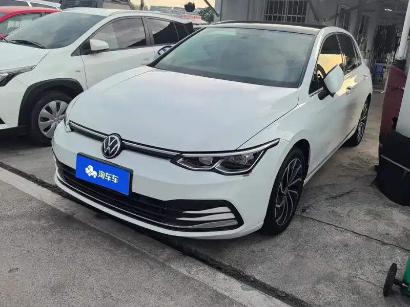 Volkswagen Golf, 2020