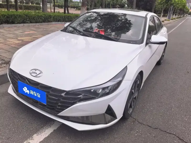 Hyundai Elantra, 2023