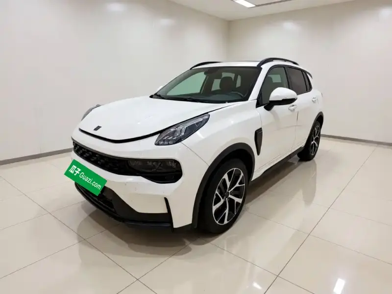 Lynk & Co 01 EM-P, 2022