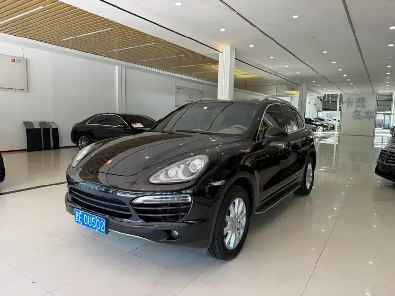 Porsche Cayenne, 2013