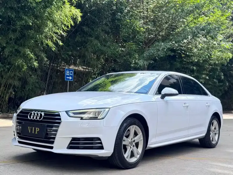 Audi A4L, 2019