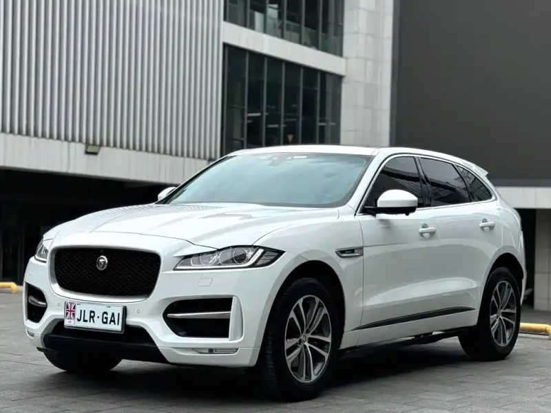 Jaguar F-PACE, 2018