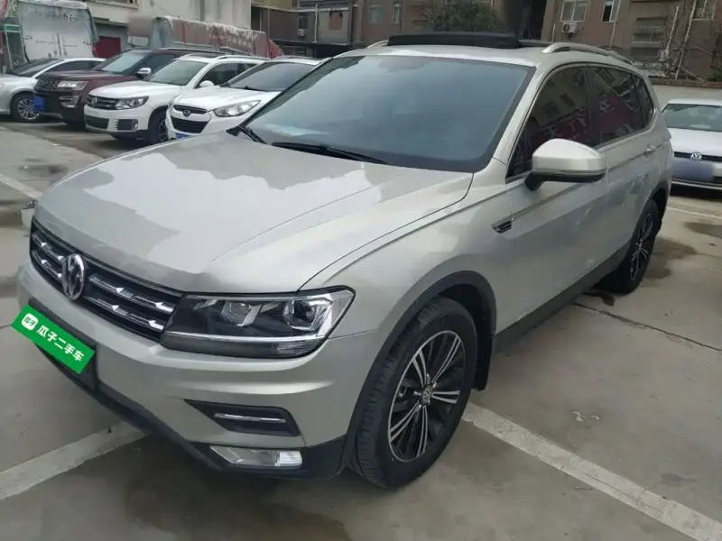 Volkswagen Tiguan L, 2020