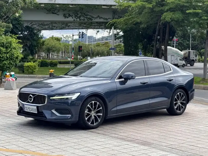 Volvo S60, 2021