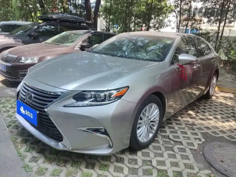 Lexus ES, 2017