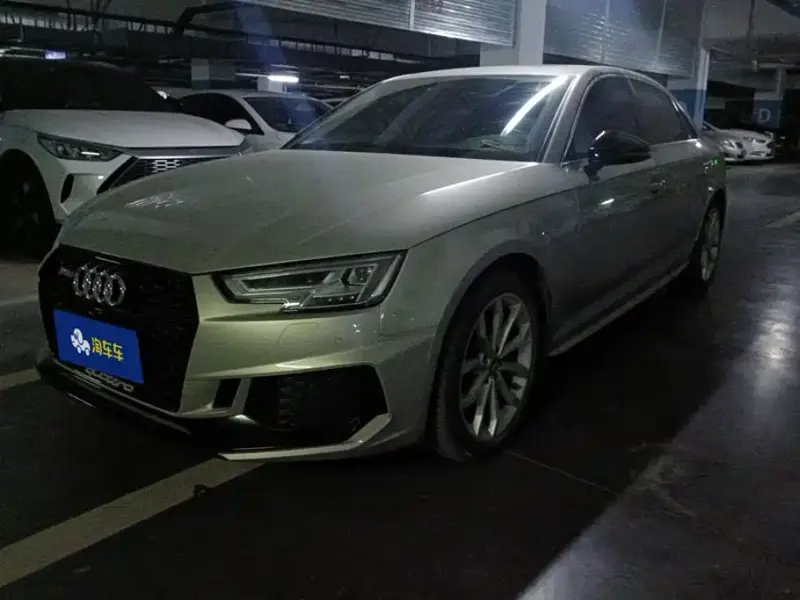 Audi A4L, 2018