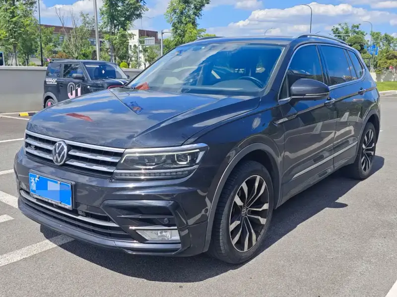 Volkswagen Tiguan L, 2021