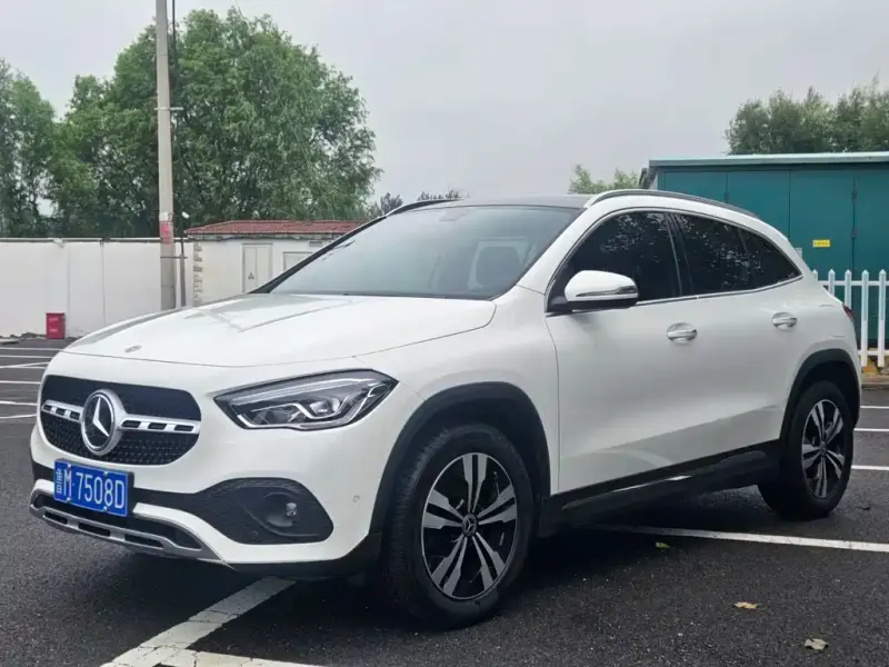 Mercedes-Benz GLA, 2021