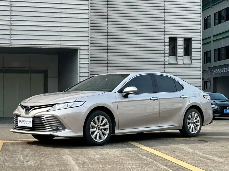 Toyota Camry, 2020