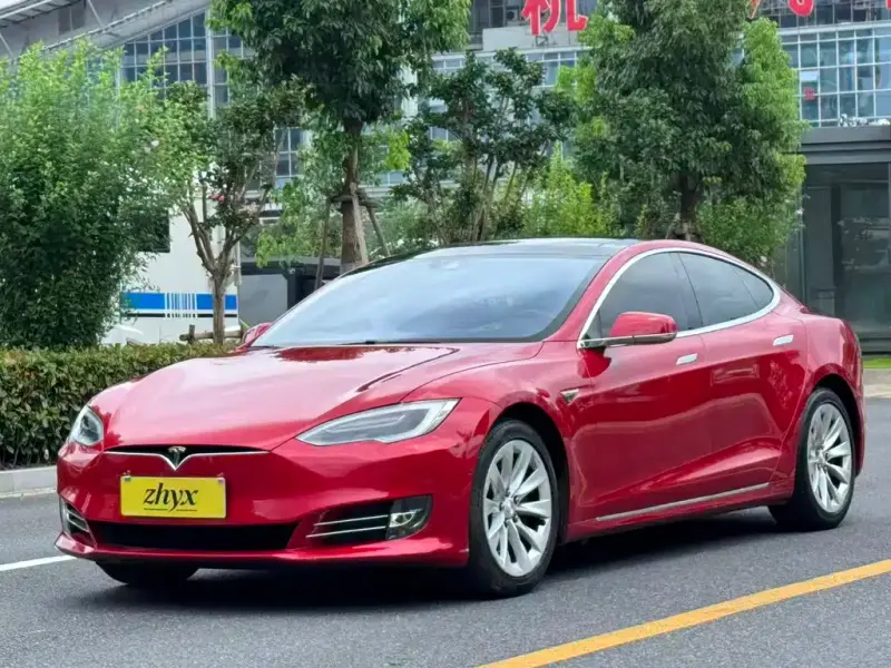 Tesla Model S, 2016