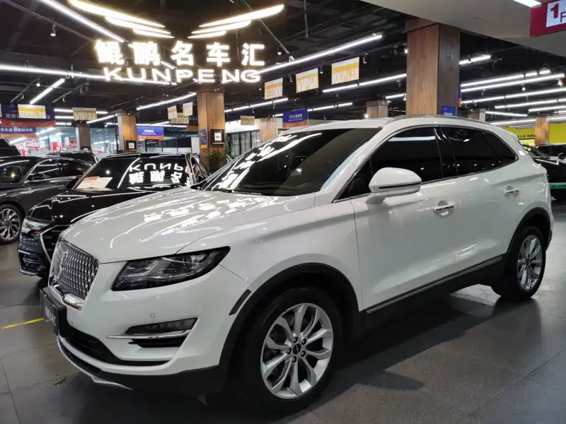Lincoln MKC, 2019