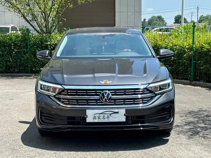 Volkswagen Sagitar, 2025