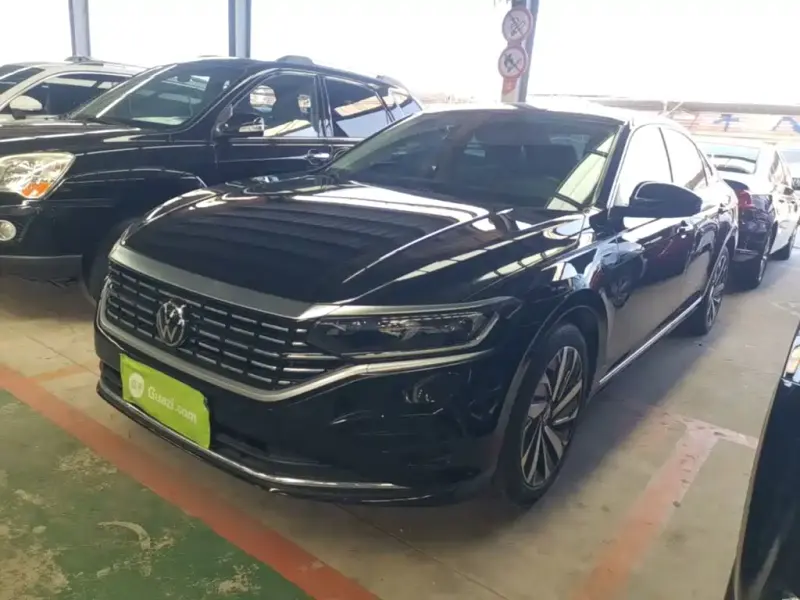 Volkswagen Passat, 2022