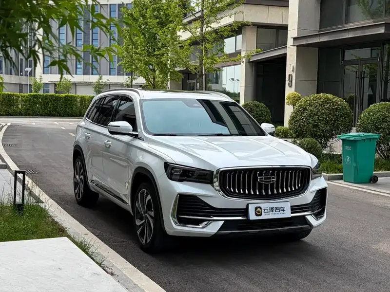 Geely Xingyue L, 2024