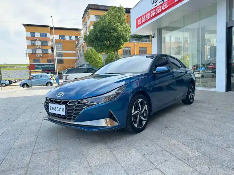 Hyundai Elantra, 2023