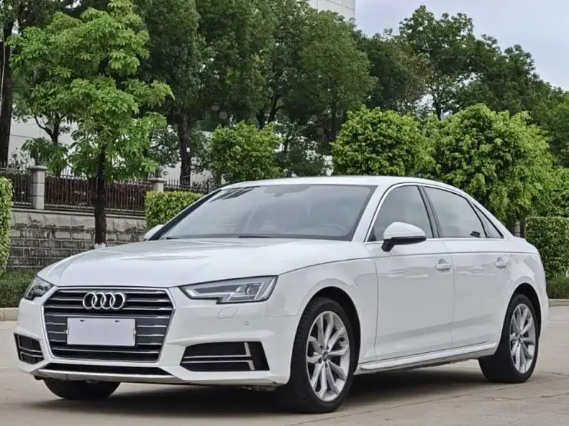 Audi A4L, 2018