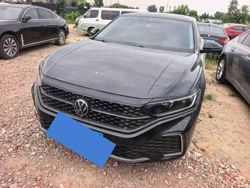 Volkswagen Passat, 2025