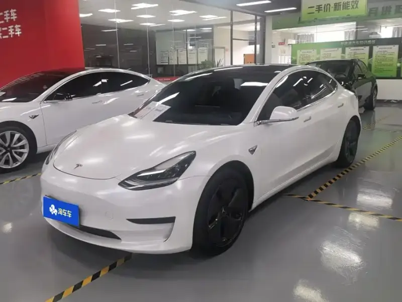 Tesla Model 3, 2020