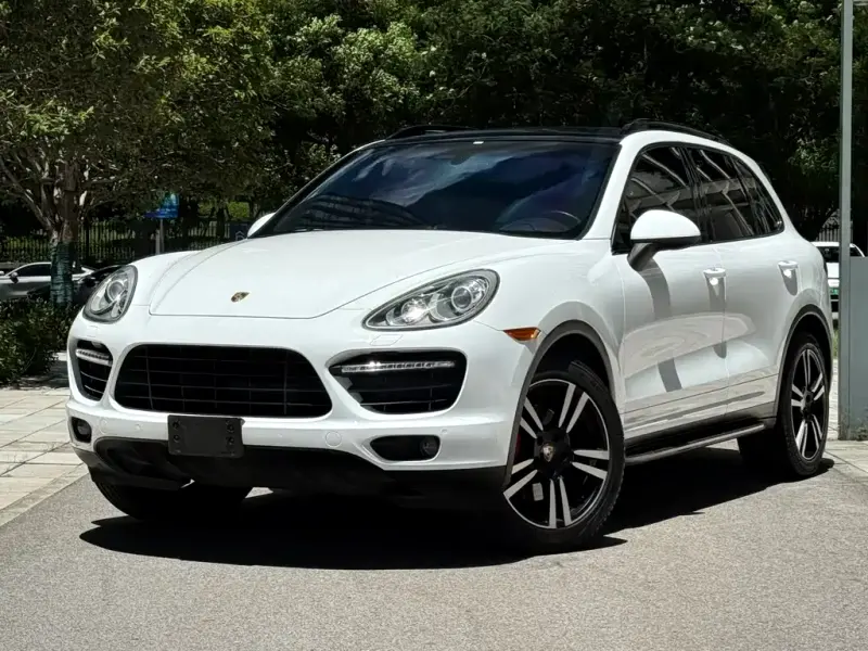 Porsche Cayenne, 2014