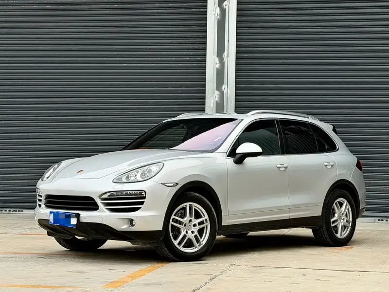 Porsche Cayenne, 2012