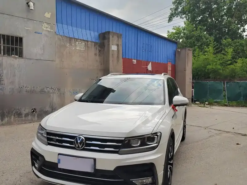 Volkswagen Tiguan L, 2021