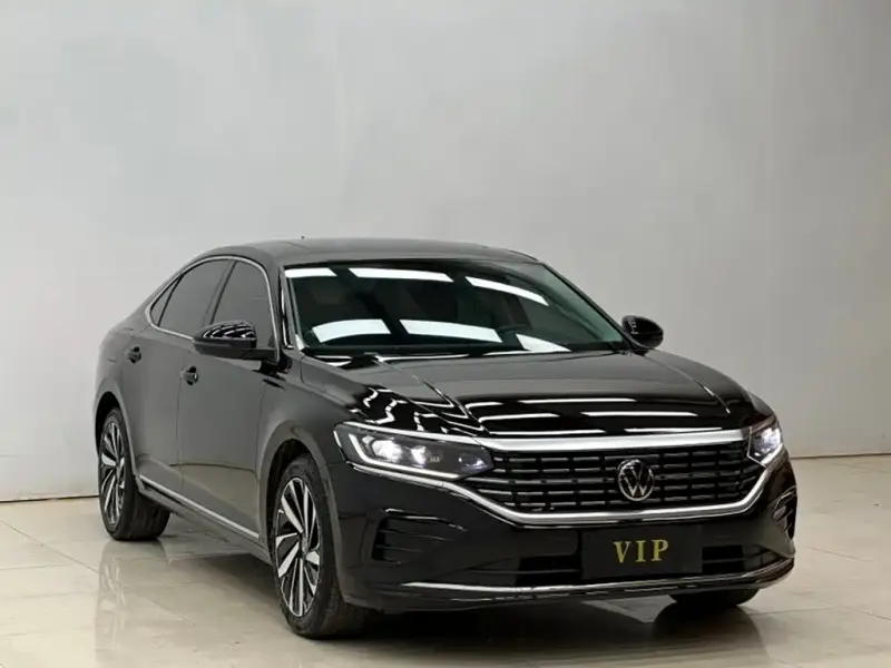 Volkswagen Passat, 2023