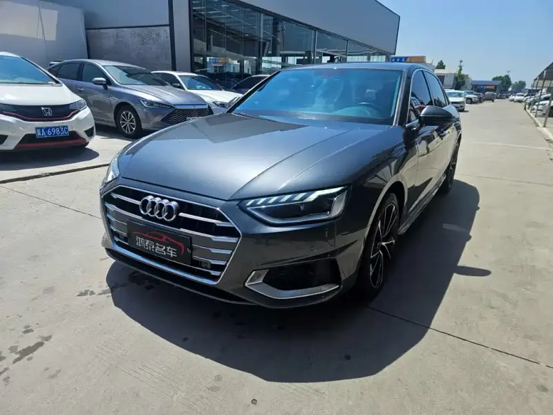 Audi A4L, 2021