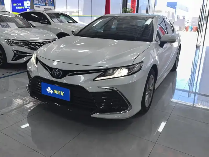 Toyota Camry, 2022