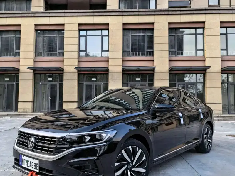 Volkswagen Passat, 2023