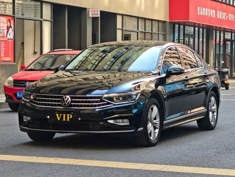 Volkswagen Magotan, 2025